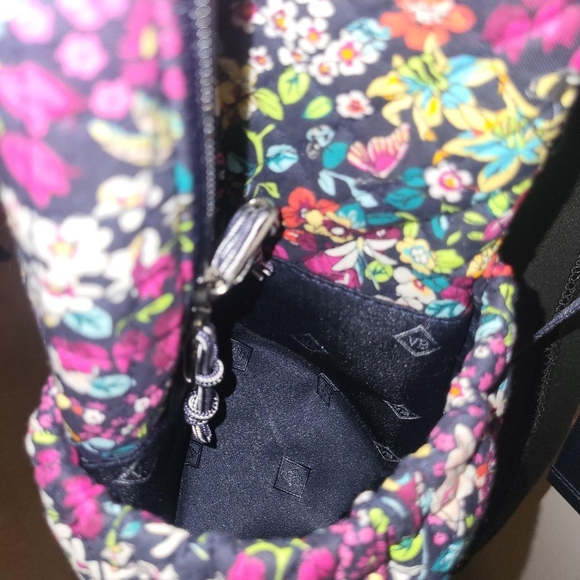 Vera Bradley Navy Floral Backpack - Picture 4 of 6